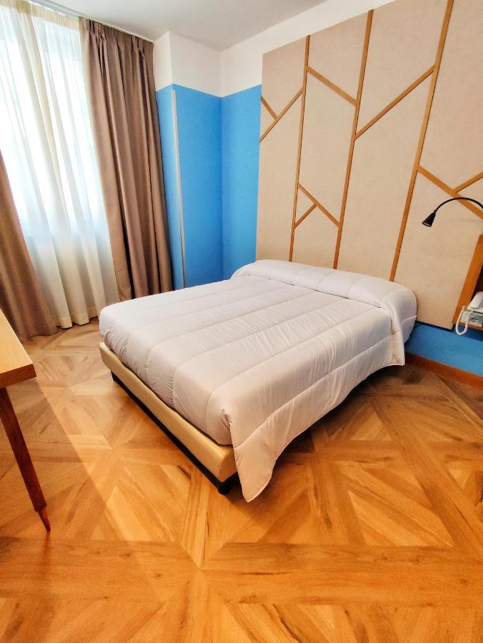 Sea Palace 4*